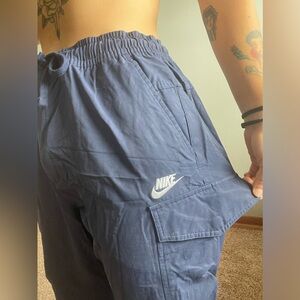 Large, Nike windbreaker pants, Navy